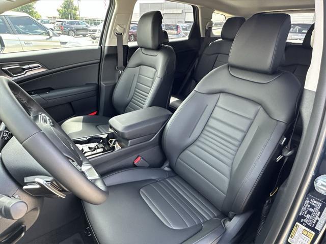 new 2025 Kia Sportage Hybrid car, priced at $36,593