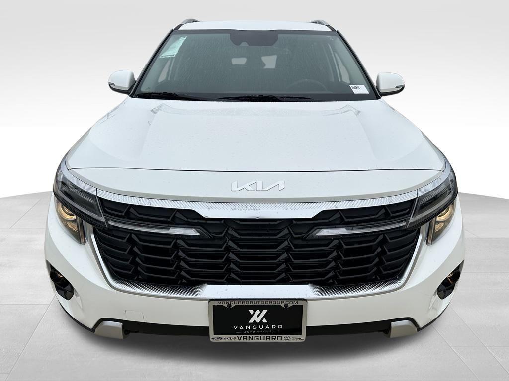 new 2026 Kia Seltos car, priced at $25,707