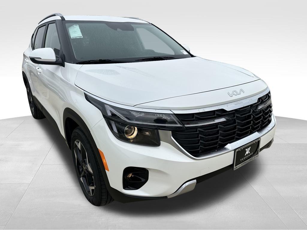 new 2026 Kia Seltos car, priced at $25,707