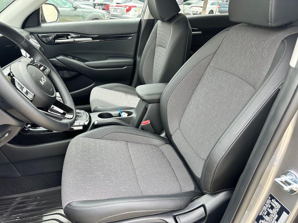 new 2026 Kia Seltos car, priced at $25,707