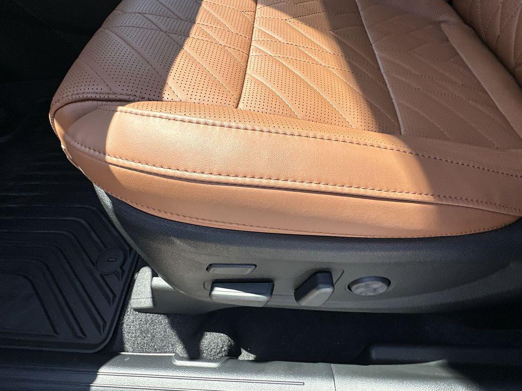 new 2025 Kia Telluride car, priced at $51,568