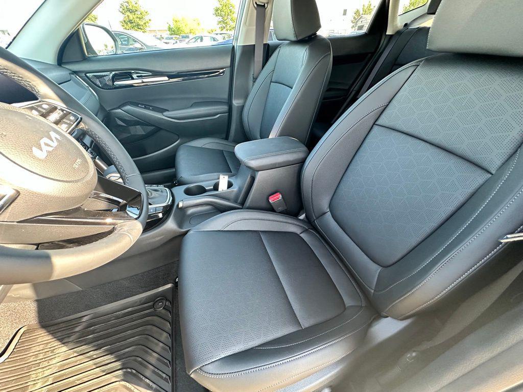 new 2026 Kia Seltos car, priced at $28,637