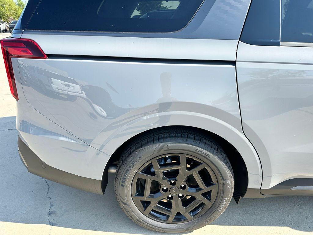 new 2026 Kia Carnival car, priced at $45,307