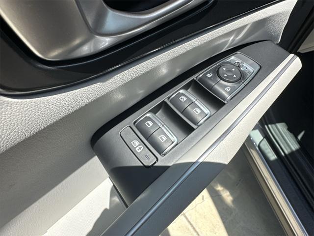 new 2025 Kia Sorento car, priced at $34,866