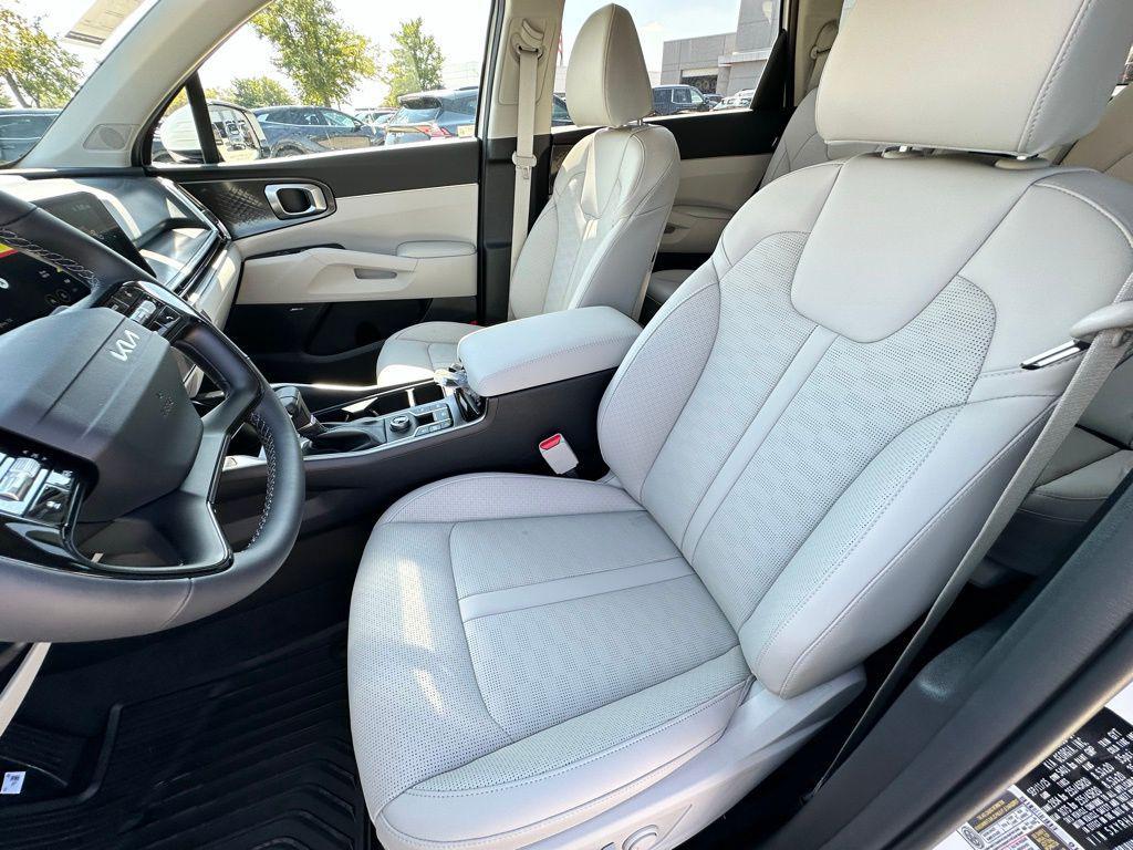 new 2026 Kia Sorento car, priced at $38,644