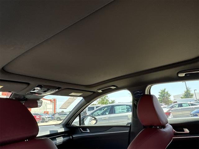 new 2025 Kia K5 car, priced at $29,714