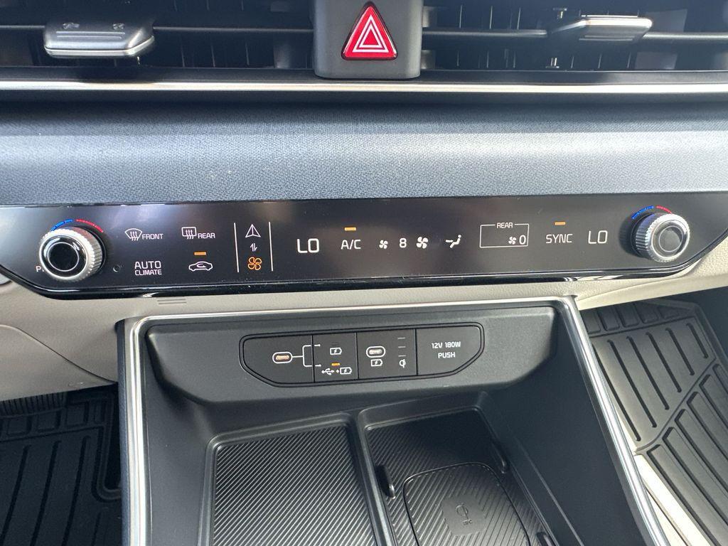 new 2026 Kia Carnival car, priced at $45,226