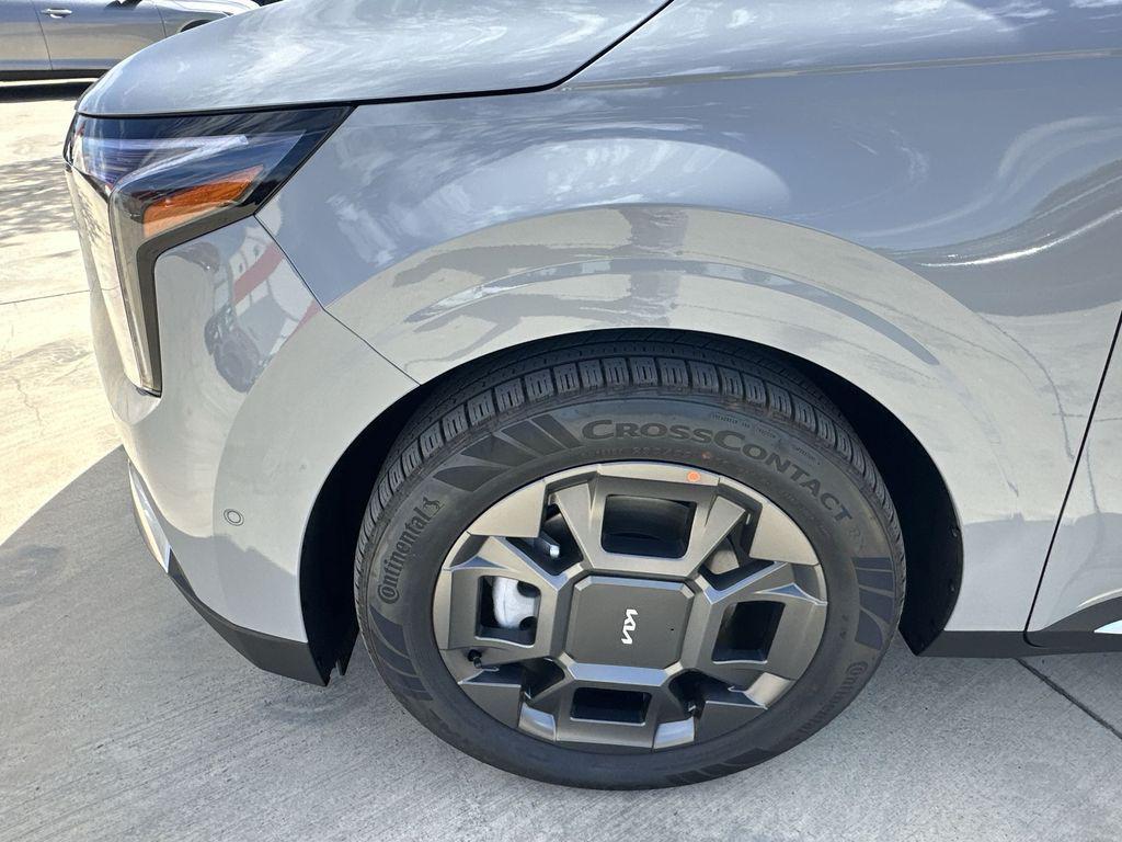 new 2026 Kia Carnival car, priced at $45,226