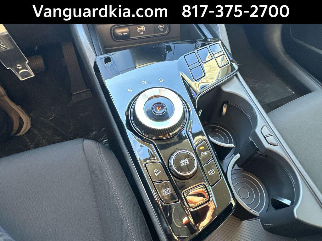 new 2025 Kia Sportage Hybrid car, priced at $27,508