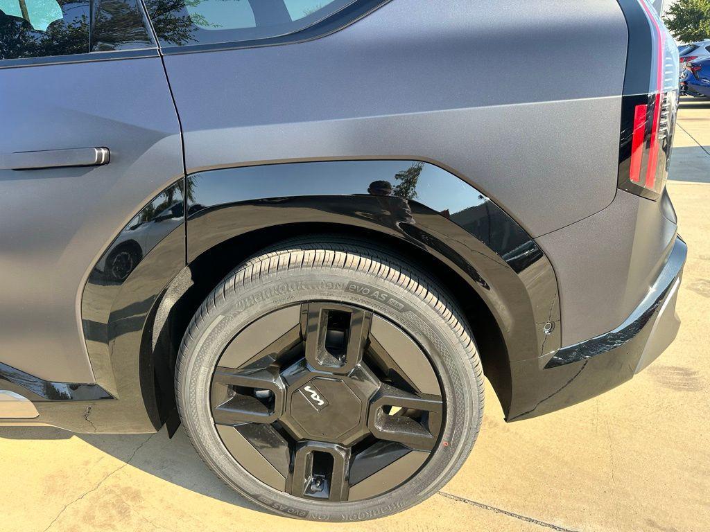 new 2026 Kia EV9 car, priced at $61,755