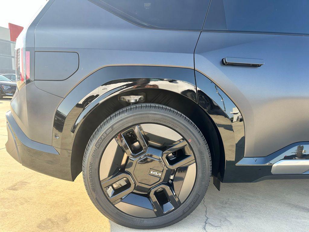 new 2026 Kia EV9 car, priced at $61,755