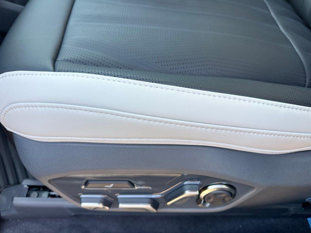 new 2026 Kia EV9 car, priced at $61,755