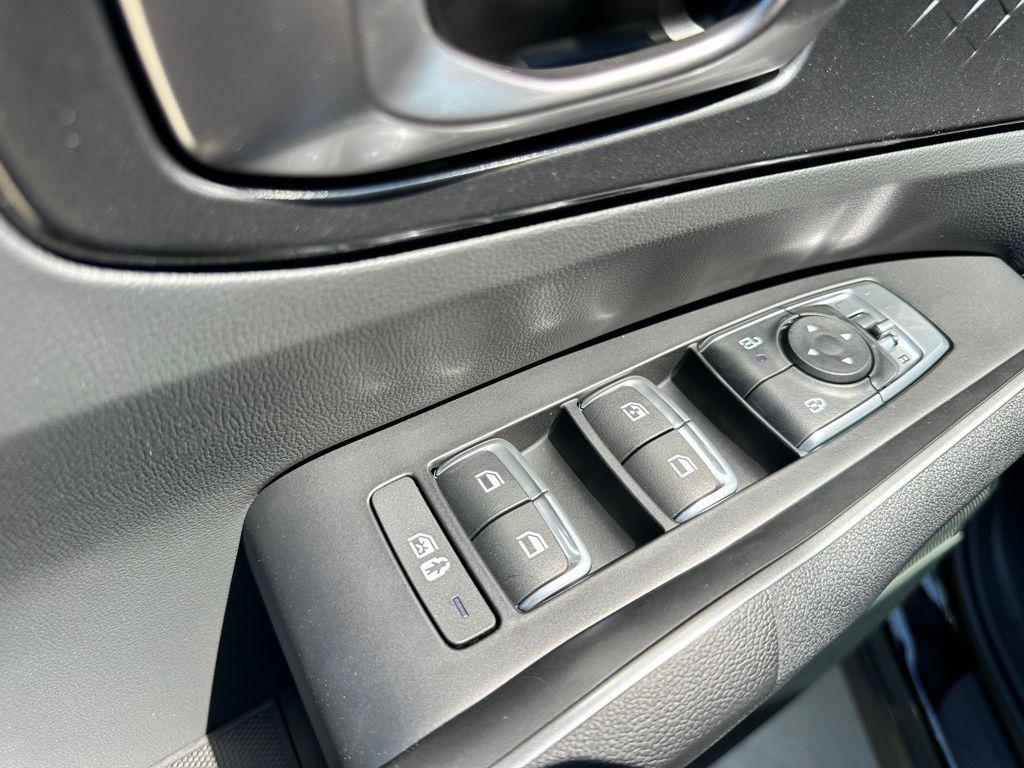 new 2026 Kia Sorento car, priced at $33,475