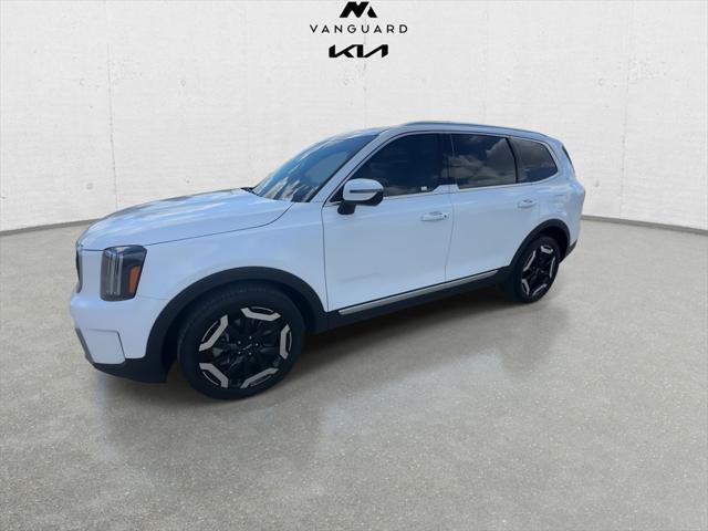 used 2023 Kia Telluride car, priced at $37,022