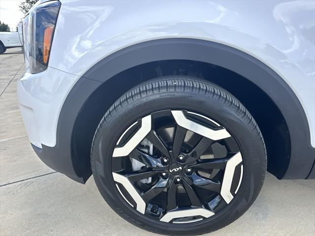 used 2023 Kia Telluride car, priced at $37,022