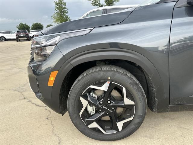 new 2025 Kia Seltos car, priced at $27,543