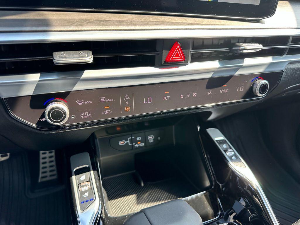 new 2026 Kia Sorento car, priced at $42,567