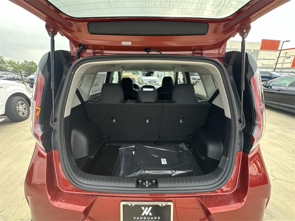 new 2025 Kia Soul car, priced at $22,960