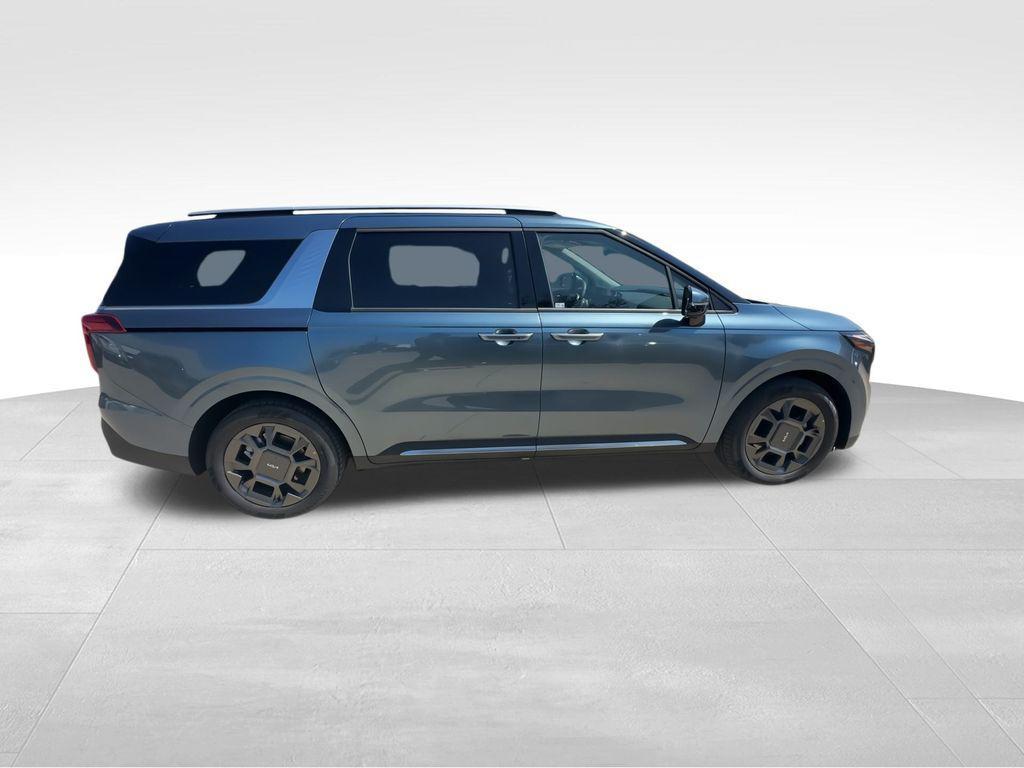 new 2026 Kia Carnival Hybrid car, priced at $47,007