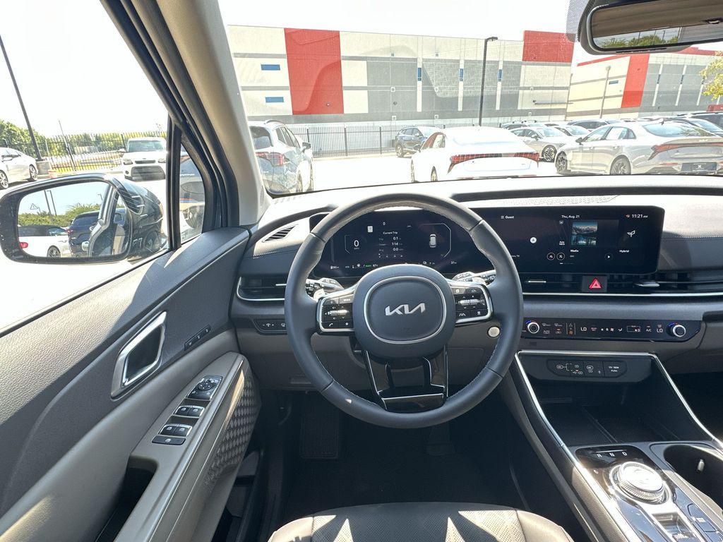 new 2026 Kia Carnival Hybrid car, priced at $47,007