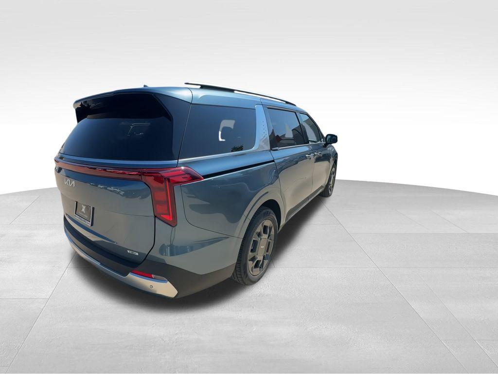 new 2026 Kia Carnival Hybrid car, priced at $47,007