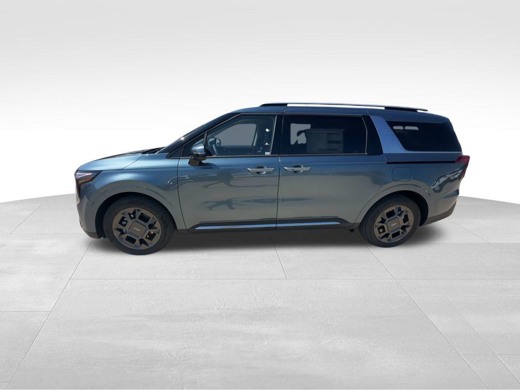 new 2026 Kia Carnival Hybrid car, priced at $47,007