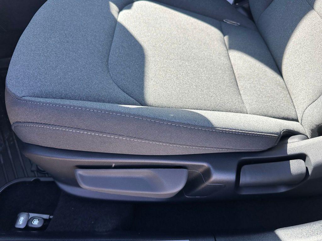 new 2025 Kia K4 car, priced at $22,337