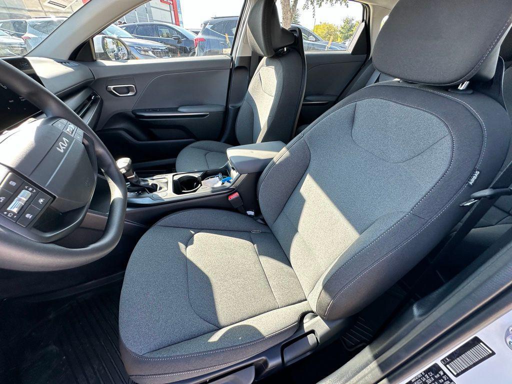 new 2025 Kia K4 car, priced at $22,337