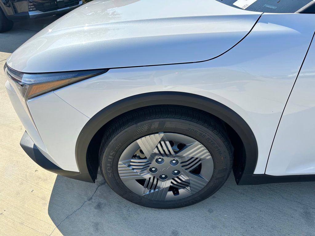 new 2025 Kia K4 car, priced at $22,337