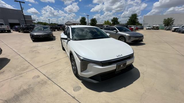 new 2025 Kia K4 car, priced at $22,979
