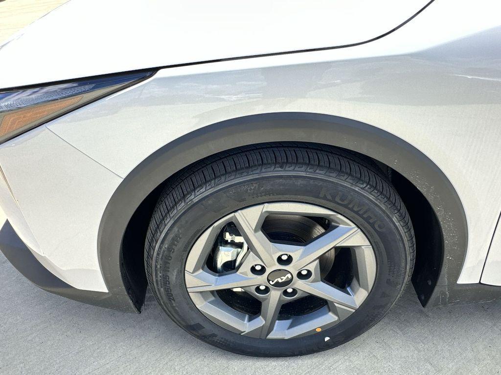 new 2025 Kia K4 car, priced at $23,426
