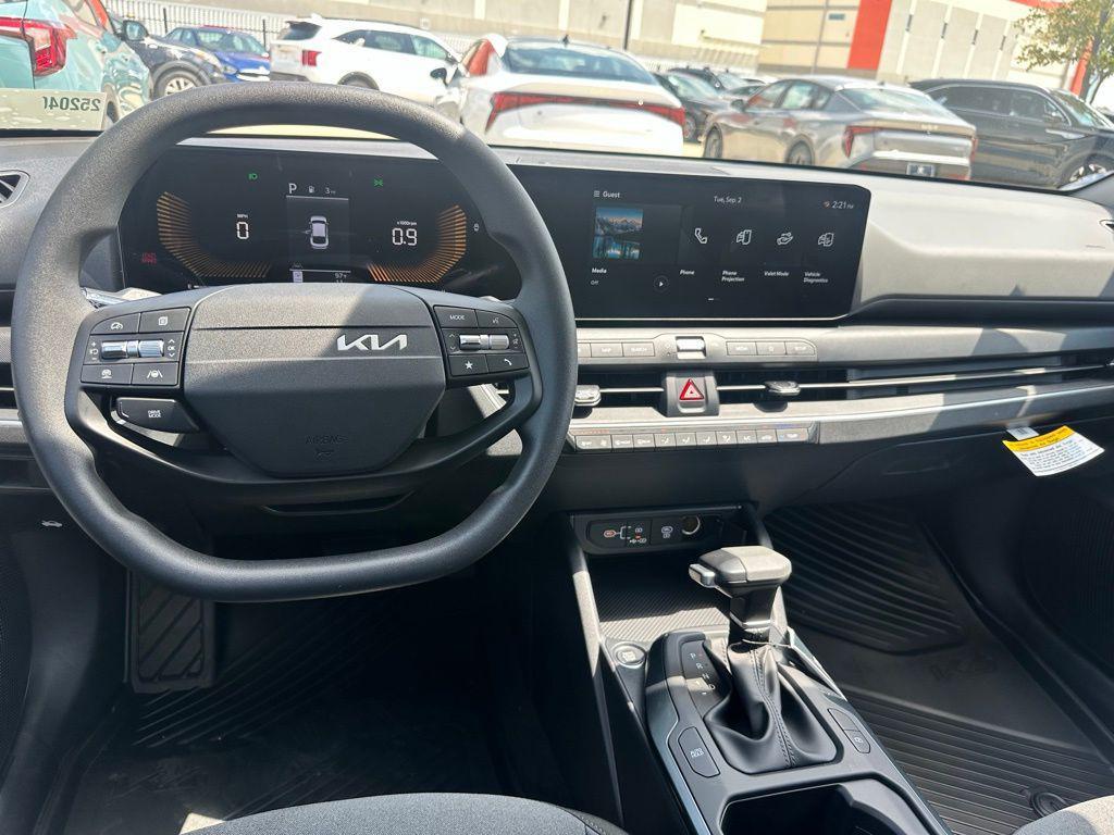 new 2025 Kia K4 car, priced at $22,918