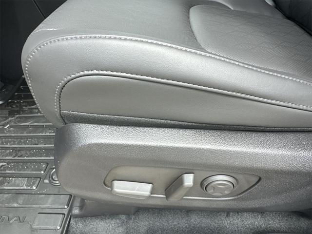 new 2026 Kia Carnival Hybrid car, priced at $41,458