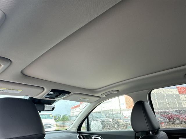 new 2025 Kia Sorento car, priced at $34,524