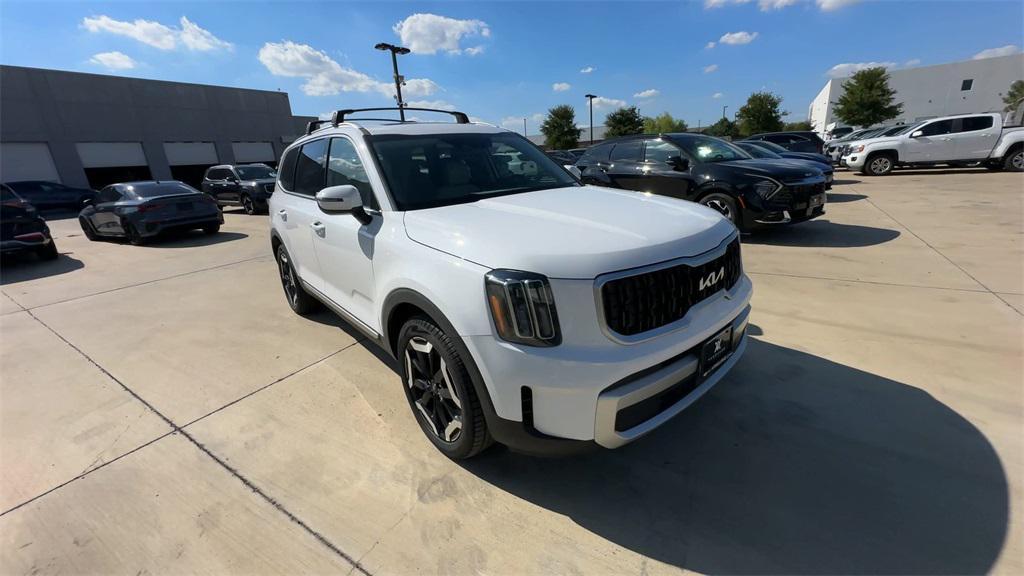 new 2025 Kia Telluride car, priced at $40,685