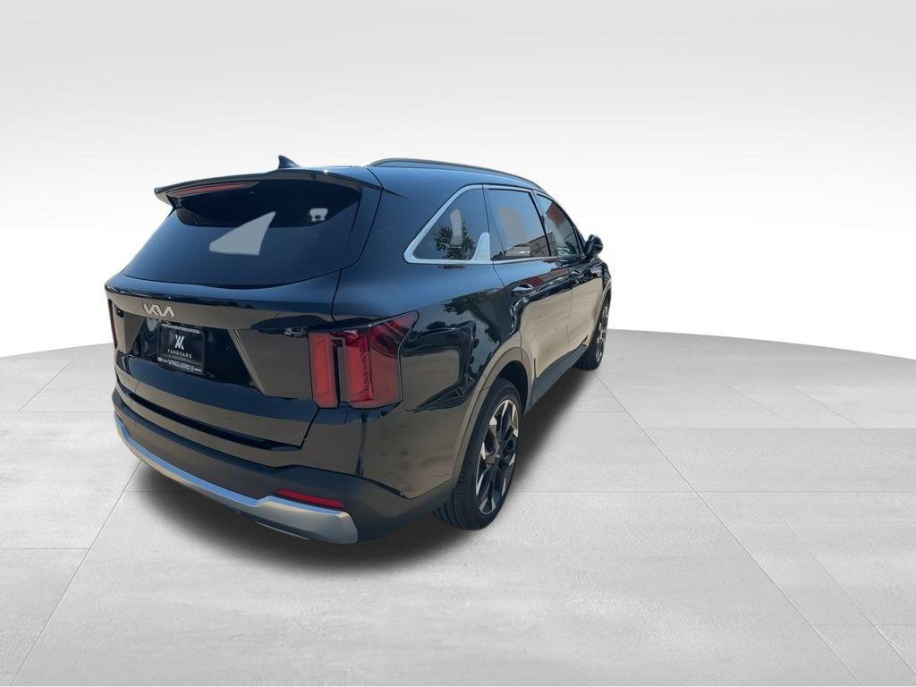 new 2025 Kia Sorento car, priced at $33,478