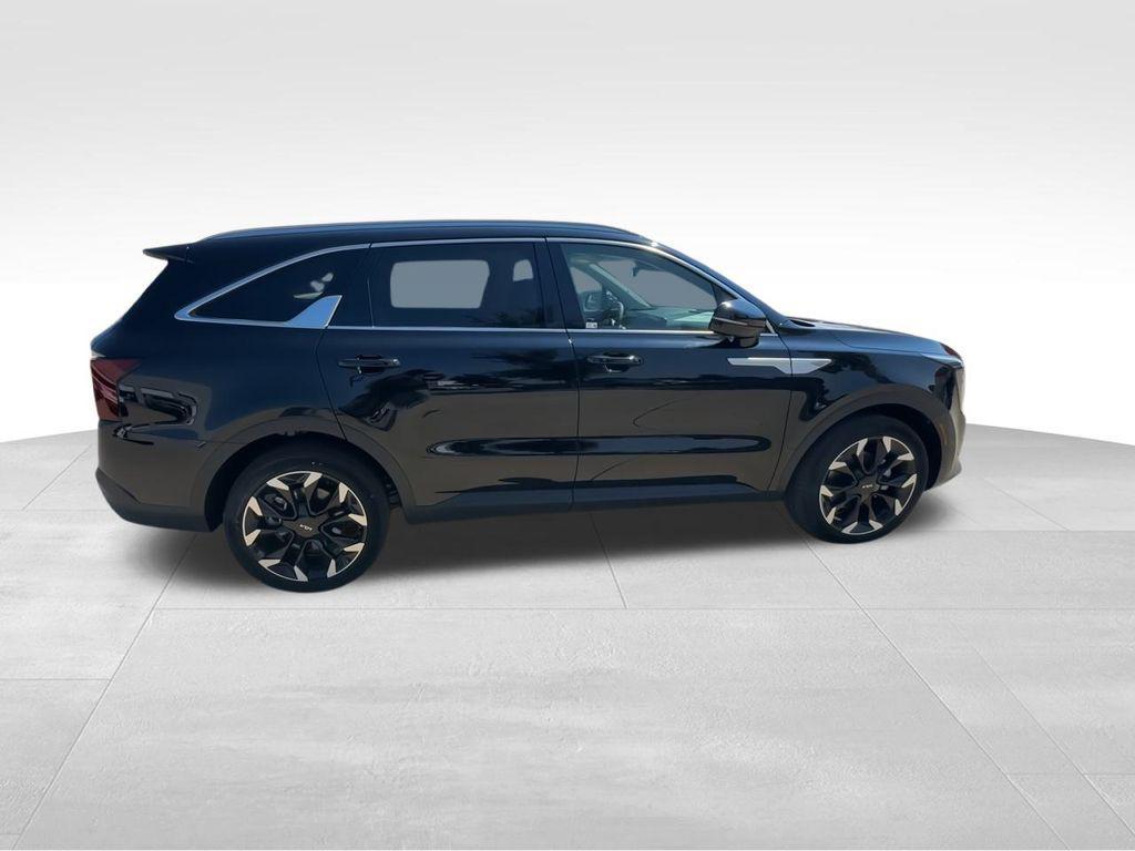 new 2025 Kia Sorento car, priced at $33,478