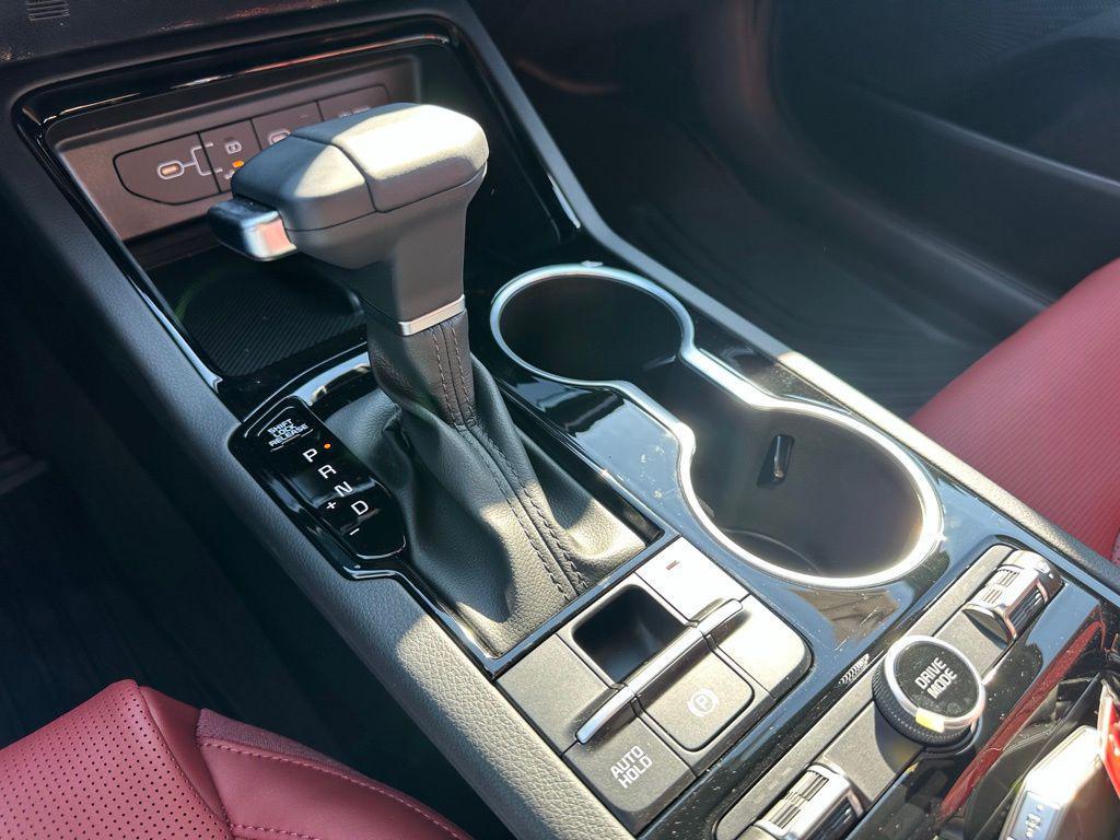 new 2026 Kia K5 car, priced at $30,191