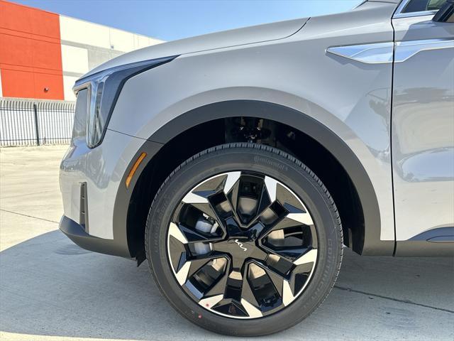 new 2025 Kia Sorento car, priced at $38,479