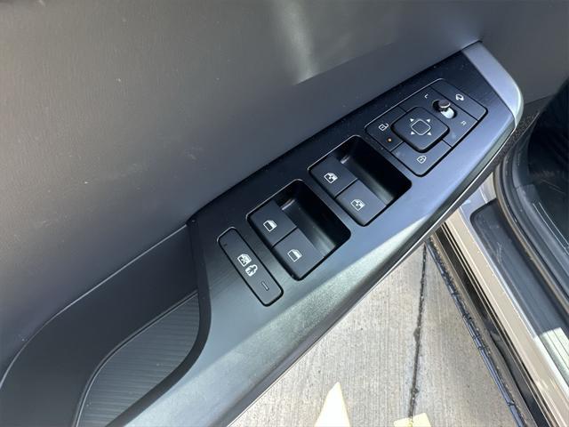 new 2025 Kia EV6 car, priced at $46,452