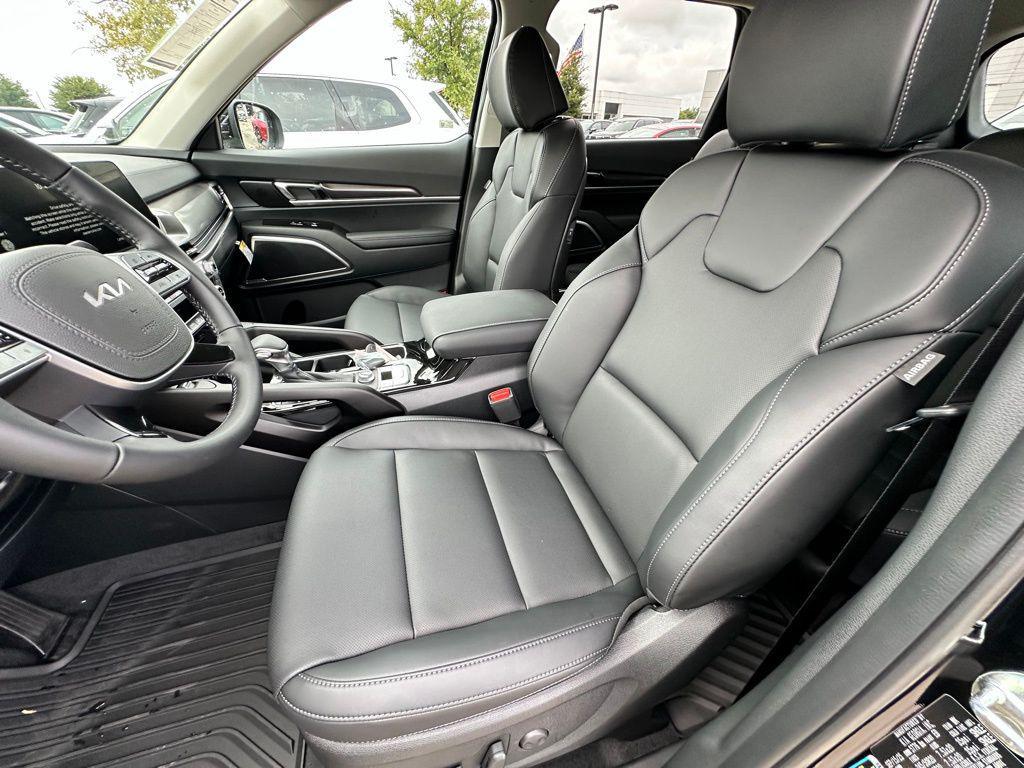 new 2025 Kia Telluride car, priced at $39,570