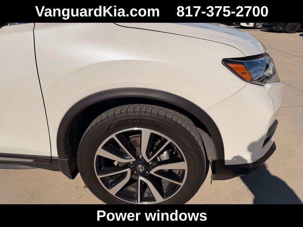 used 2018 Nissan Rogue car, priced at $12,756