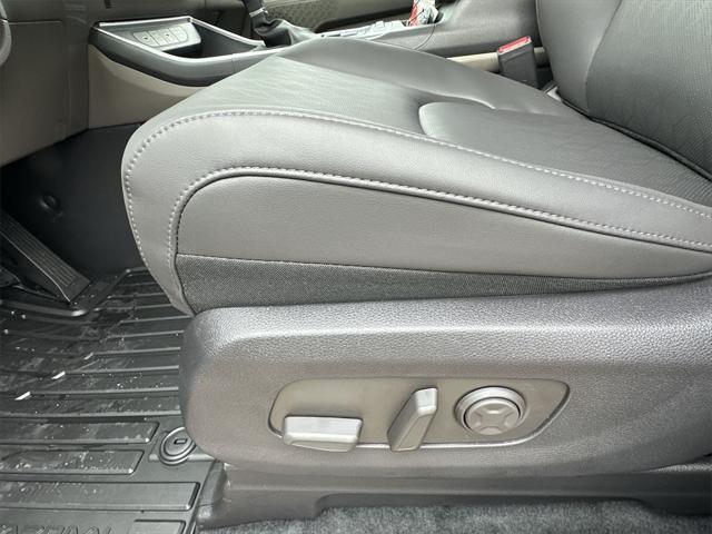 new 2025 Kia Carnival car, priced at $38,141