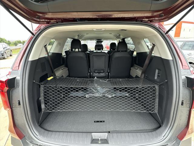 new 2025 Kia Carnival car, priced at $38,141