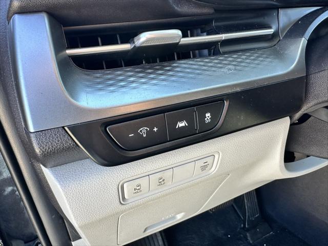 used 2022 Kia Carnival car, priced at $27,095