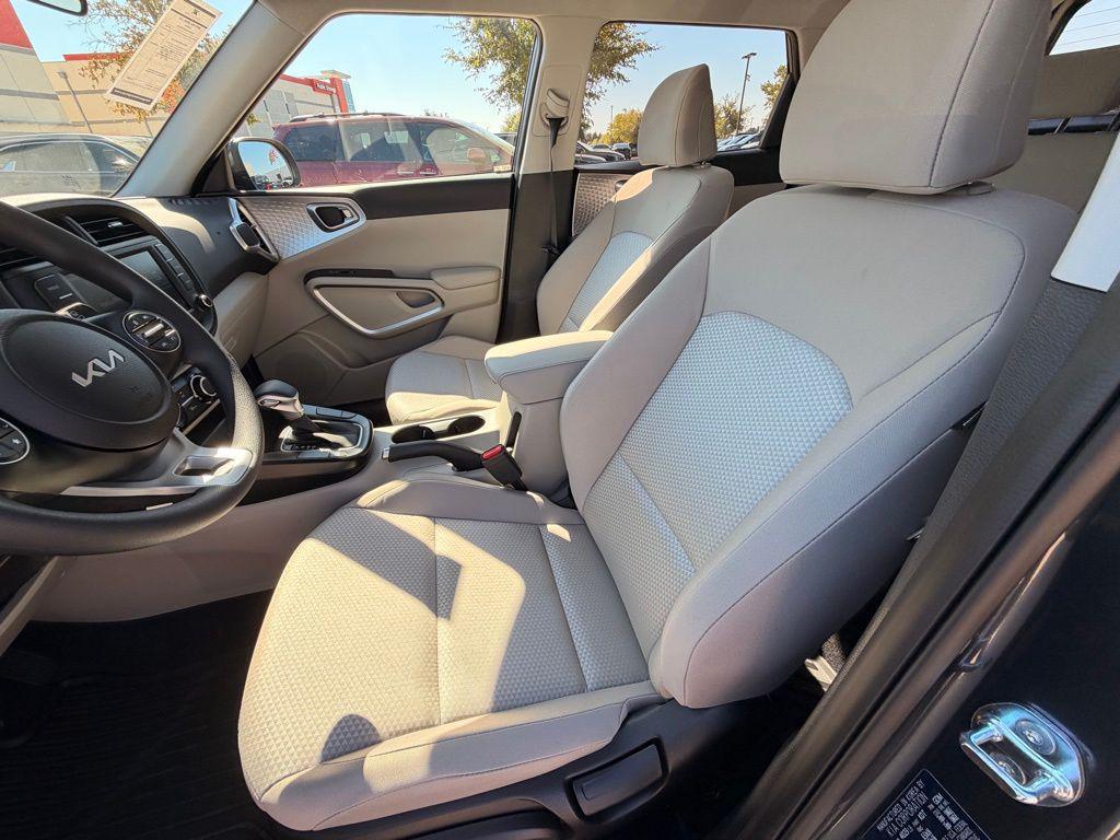 new 2025 Kia Soul car, priced at $21,551