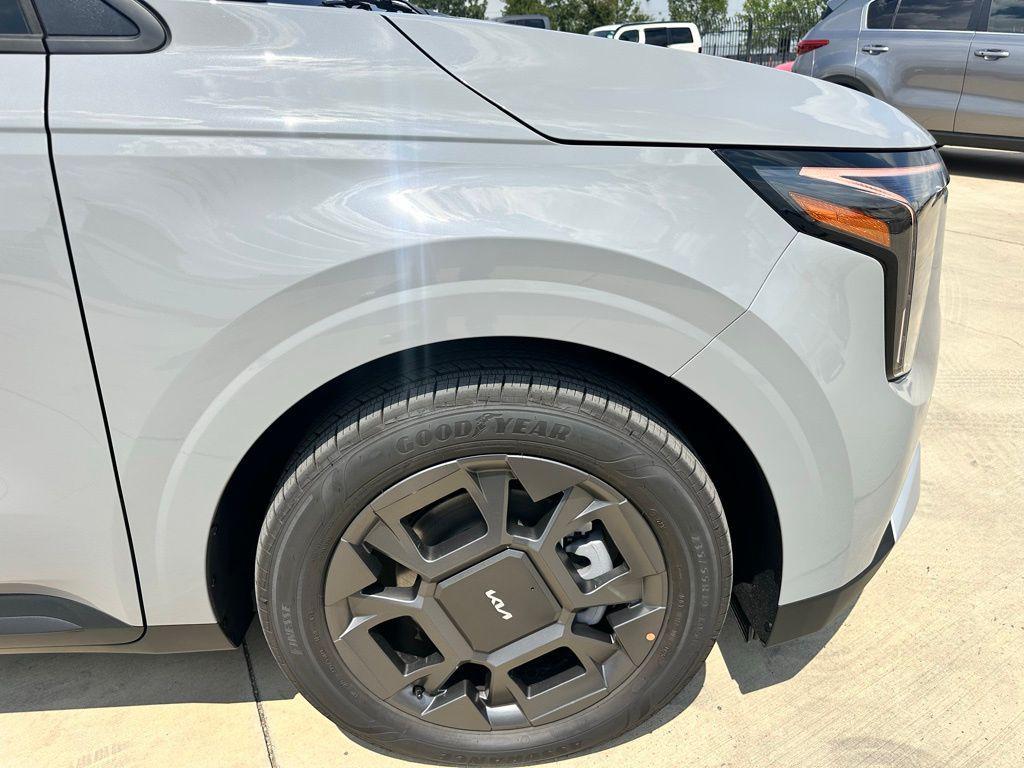 new 2026 Kia Carnival Hybrid car, priced at $42,921