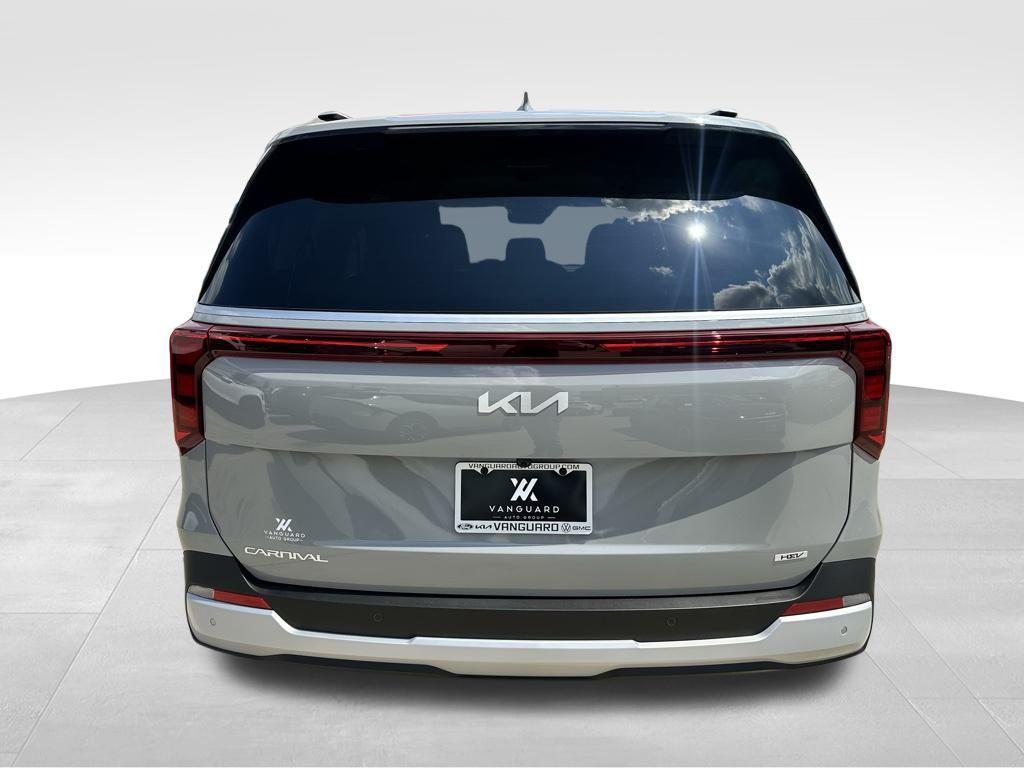 new 2026 Kia Carnival Hybrid car, priced at $42,921