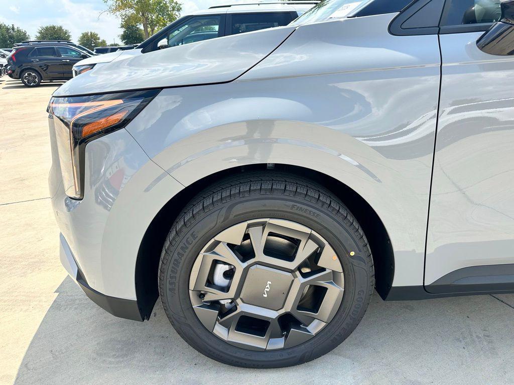 new 2026 Kia Carnival Hybrid car, priced at $42,921