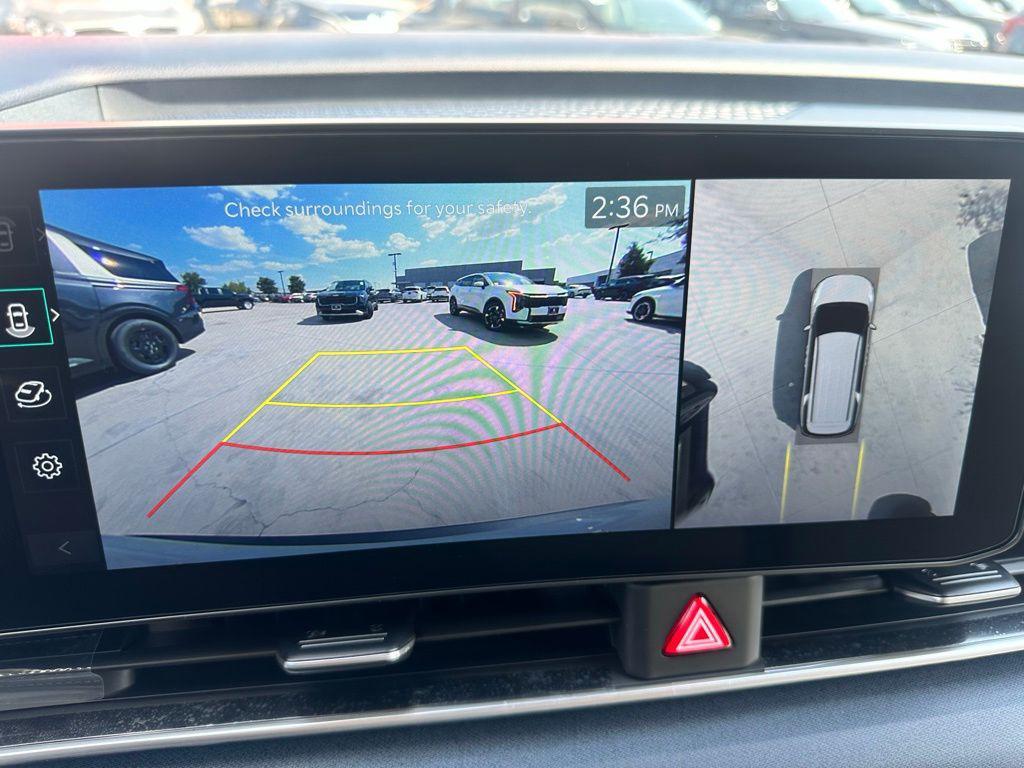 new 2026 Kia Carnival Hybrid car, priced at $47,112